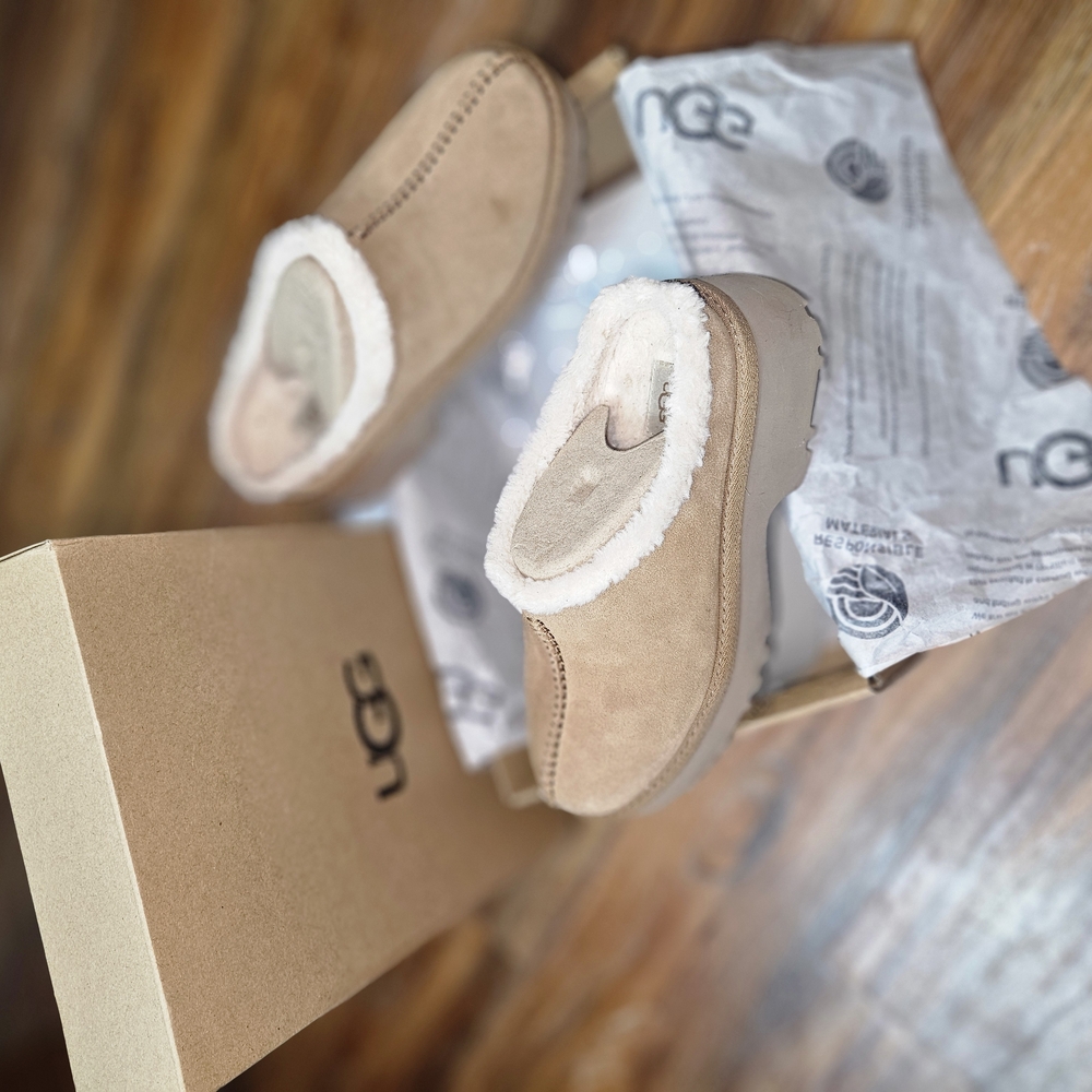 UGG Clogs
